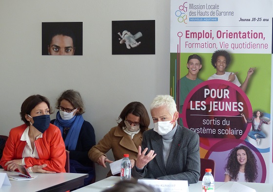 Une ministre visite l’antenne de Créon !